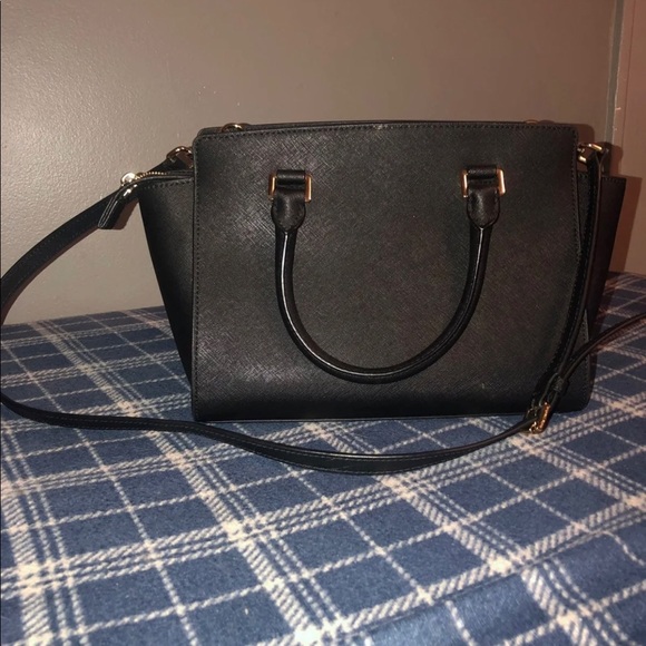 Black Medium Selma Saffiano Leather Handbag - Picture 2 of 7